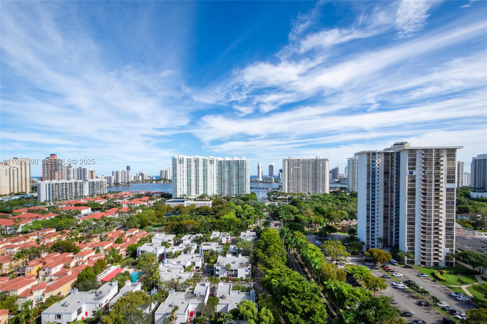 2851 NE 183rd St Unit: 2211 E