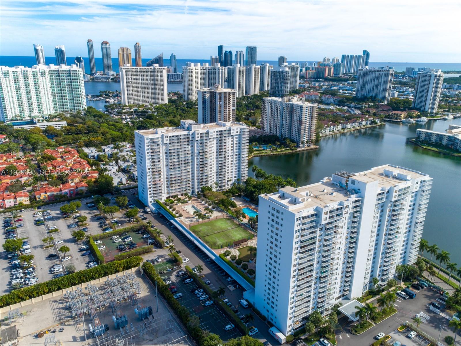 2851 NE 183rd St Unit: 2211 E