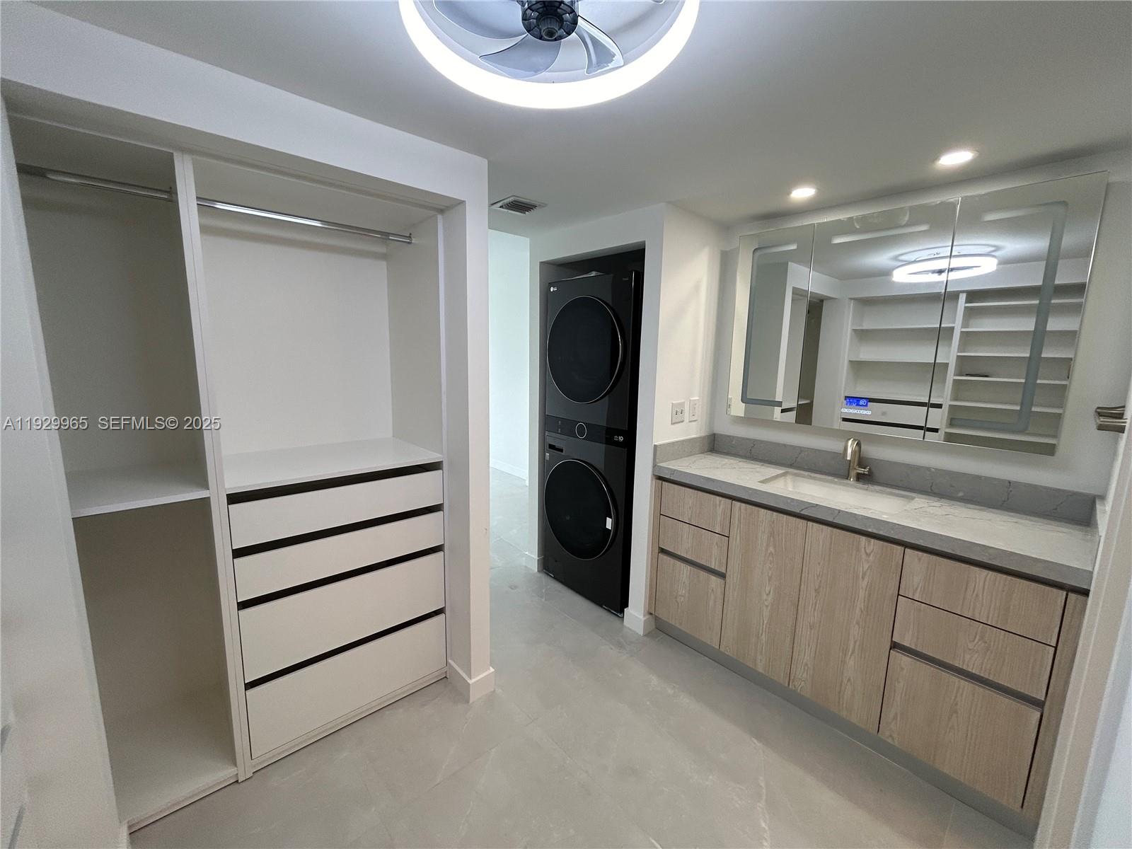 177 Ocean Lane Dr # 715