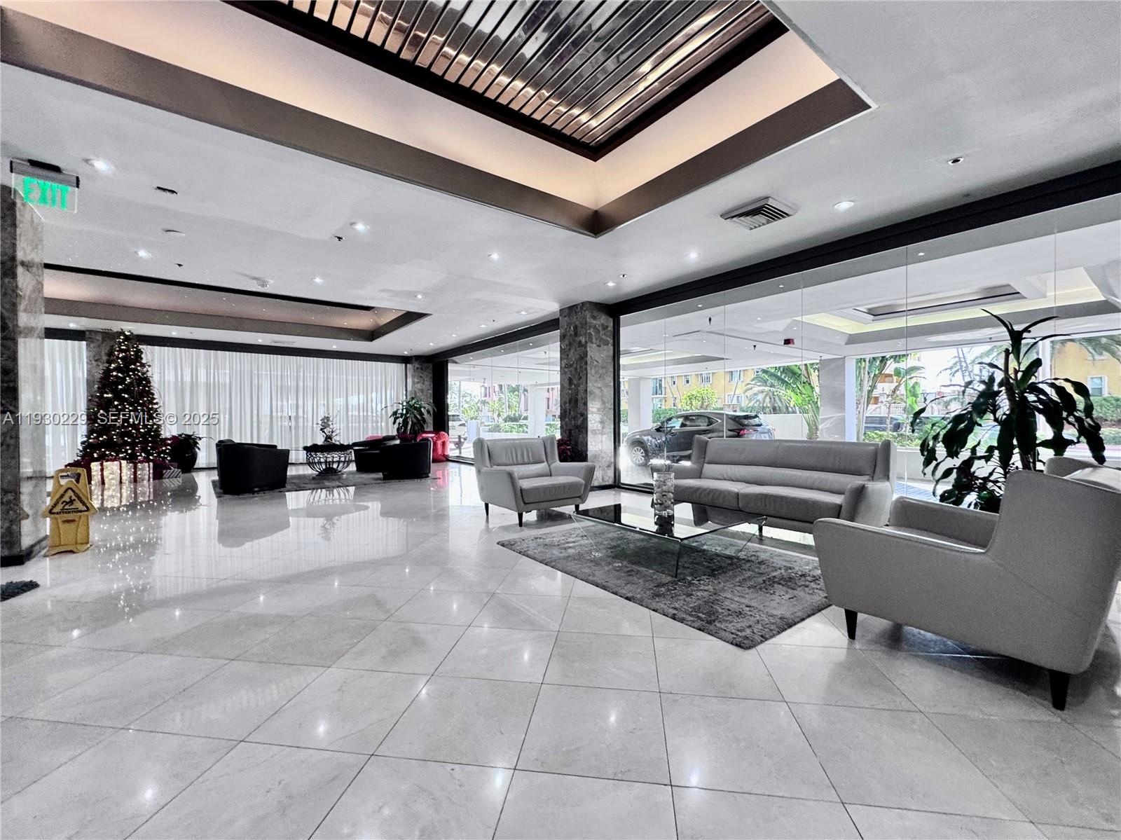 8877 Collins Ave # 402