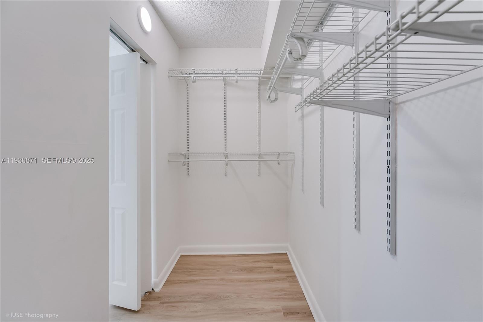 5900 Collins Ave # 904