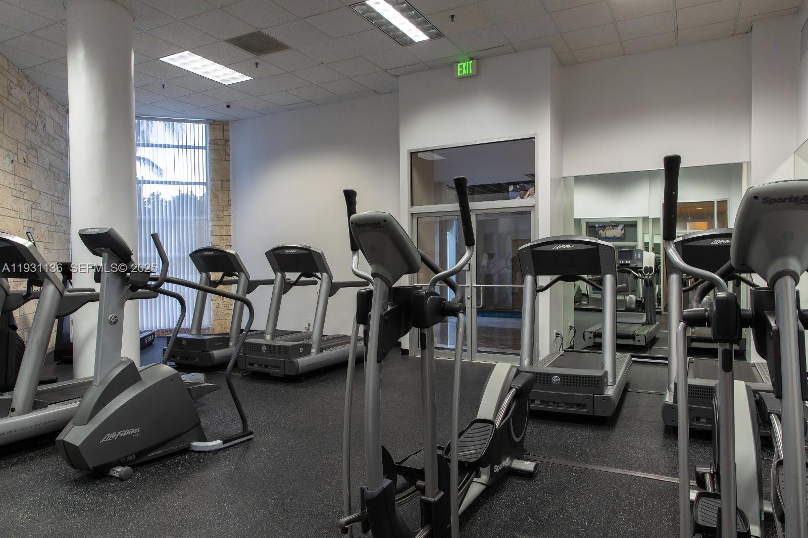 5151 Collins Ave # 921