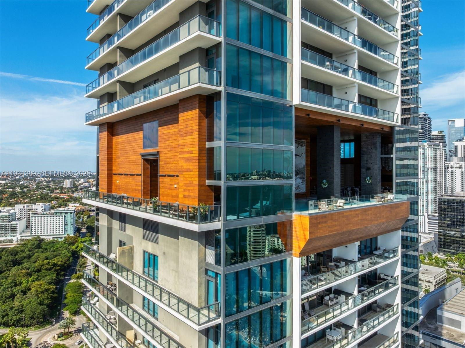 1451 Brickell Ave # 1803