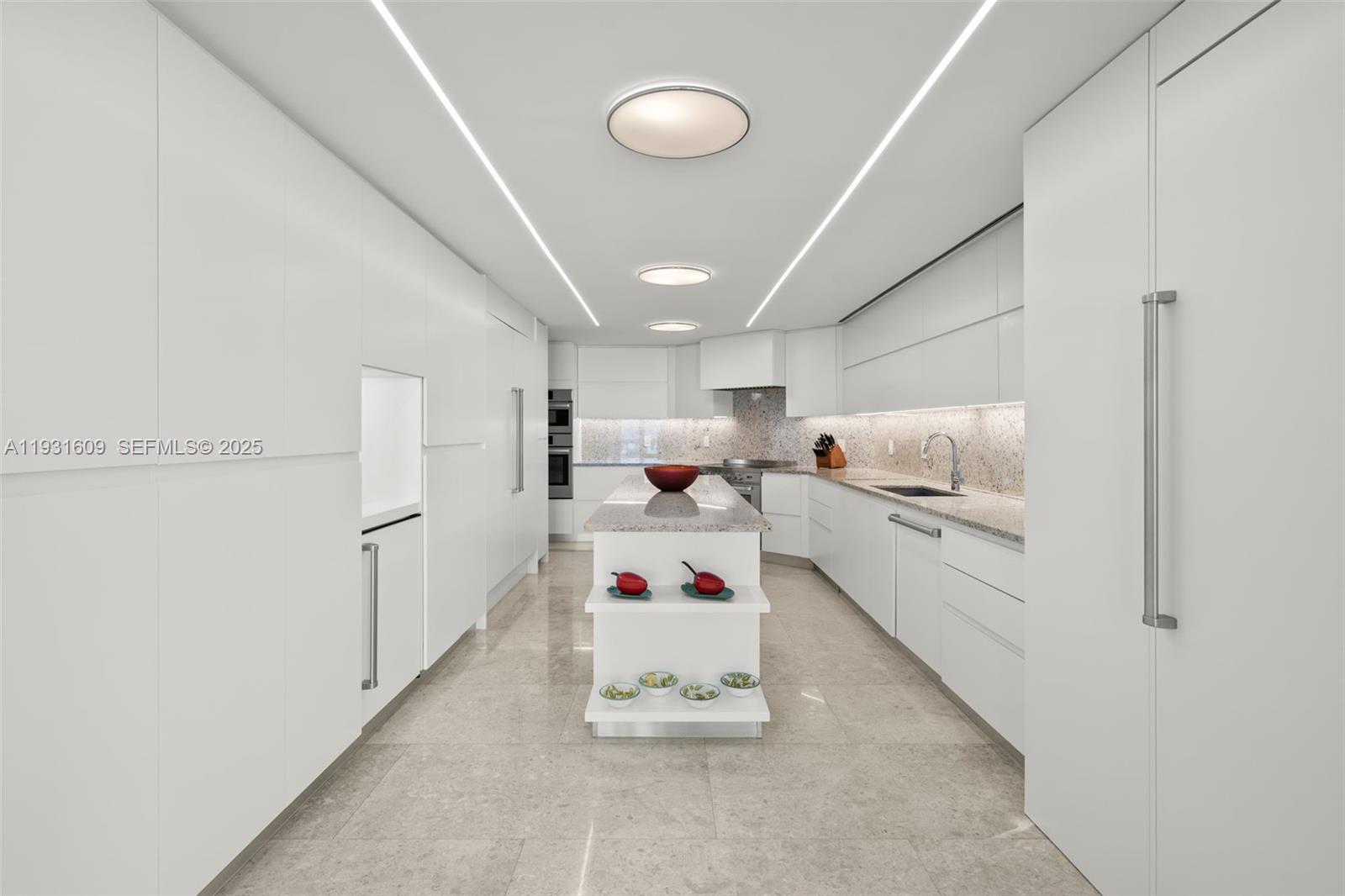 1643 Brickell Ave # 4102