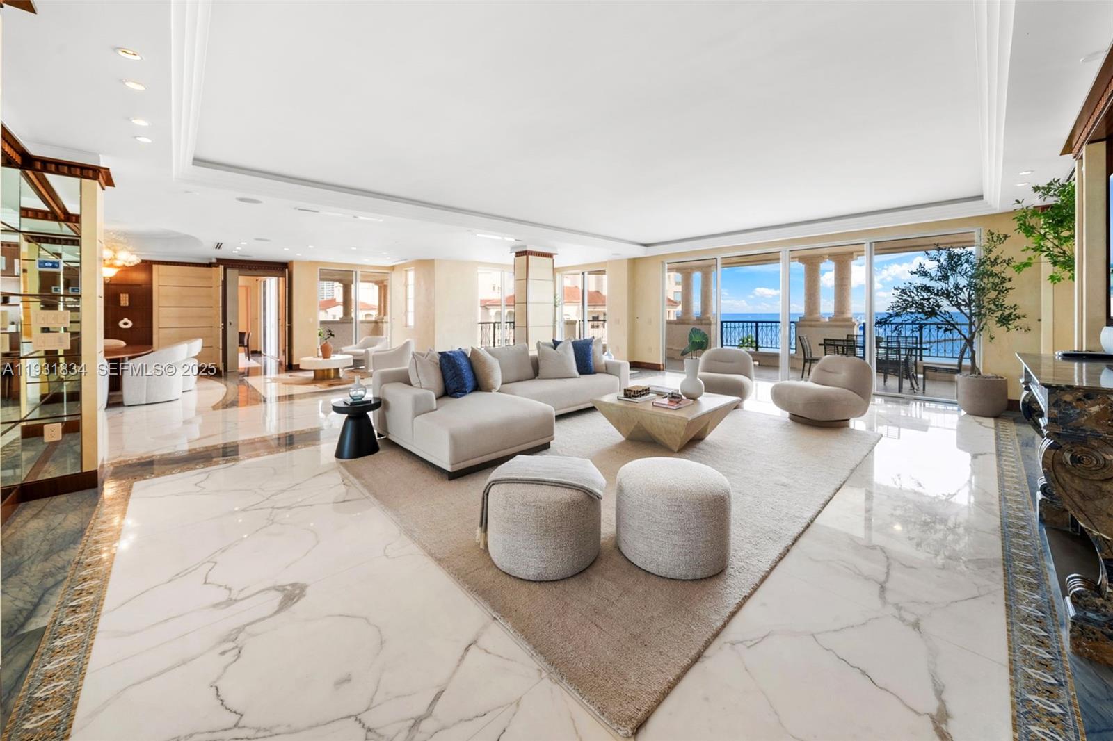 7471 Fisher Island Dr # 7471