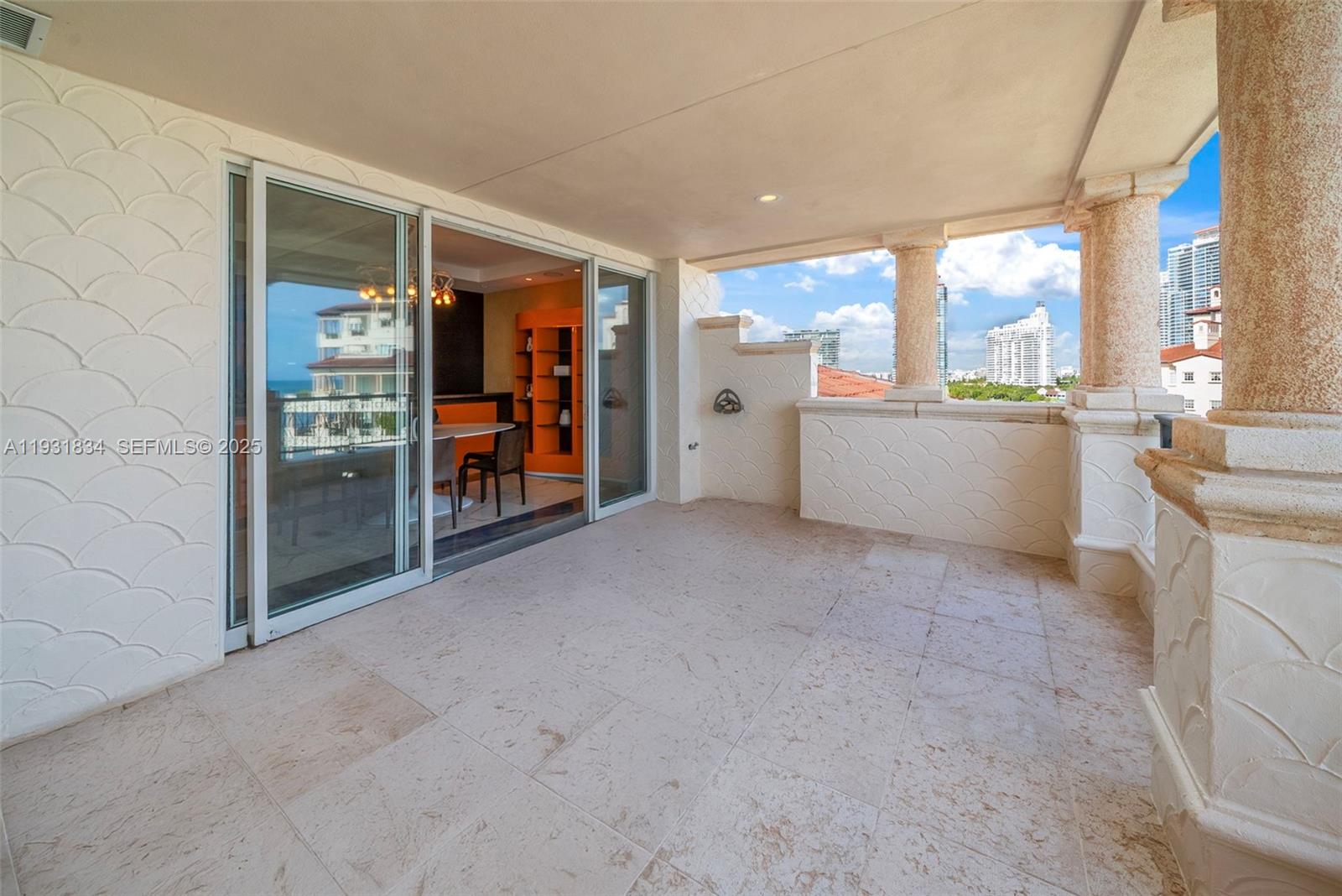 7471 Fisher Island Dr # 7471