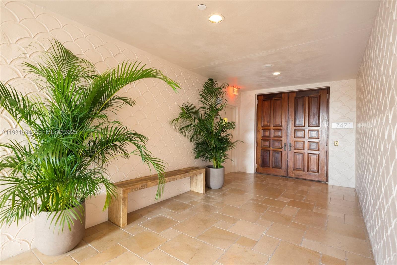 7471 Fisher Island Dr # 7471