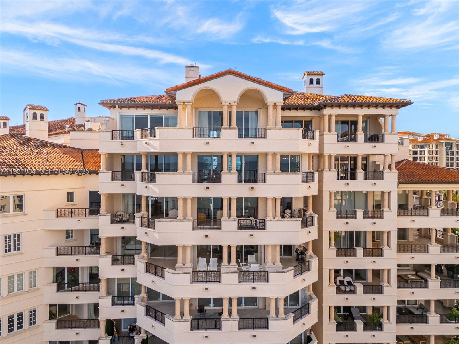 7471 Fisher Island Dr # 7471