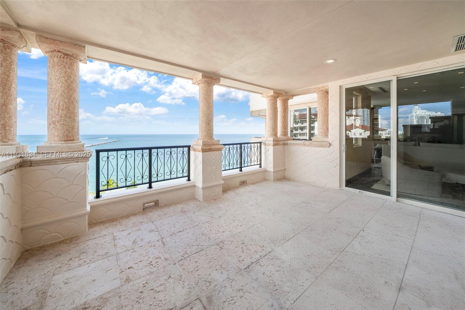 7471 Fisher Island Dr # 7471