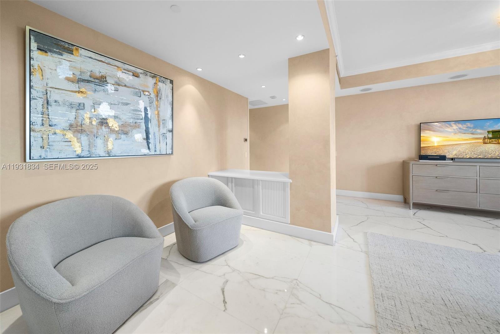 7471 Fisher Island Dr # 7471