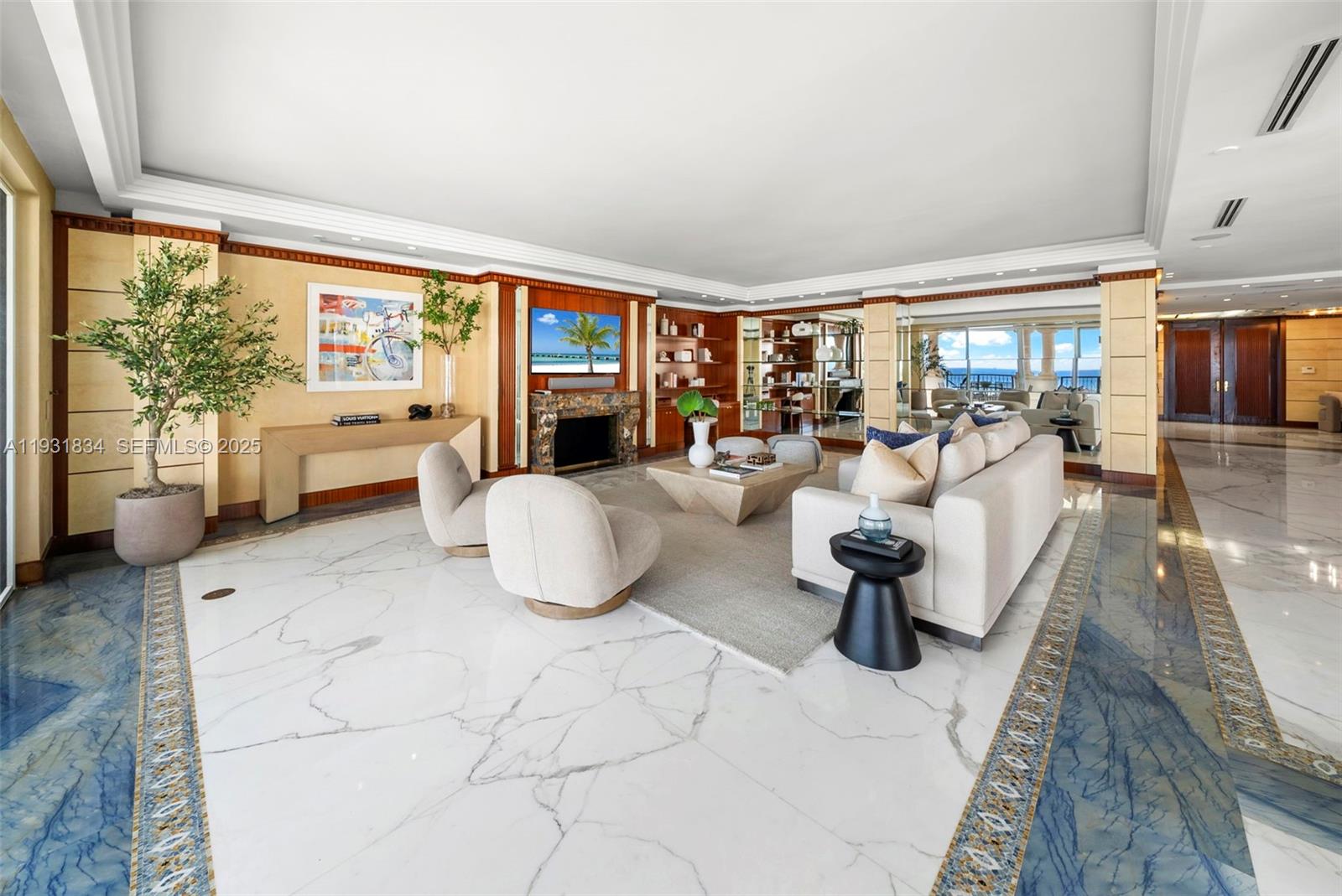 7471 Fisher Island Dr # 7471