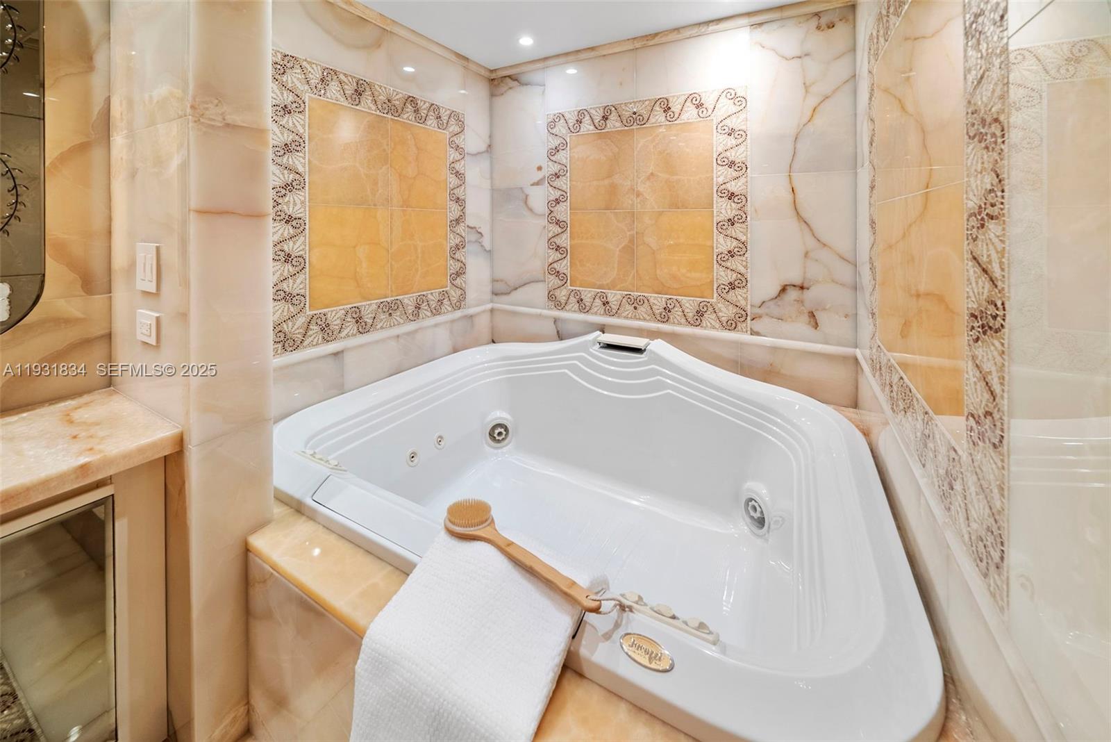 7471 Fisher Island Dr # 7471