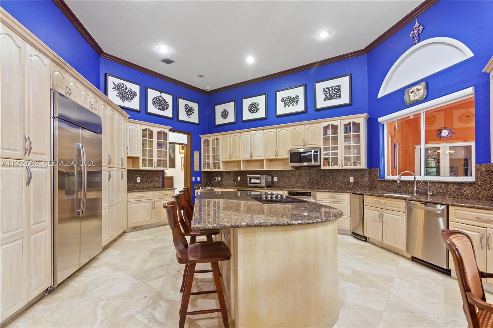 11825 S Mitchell Manor Cir