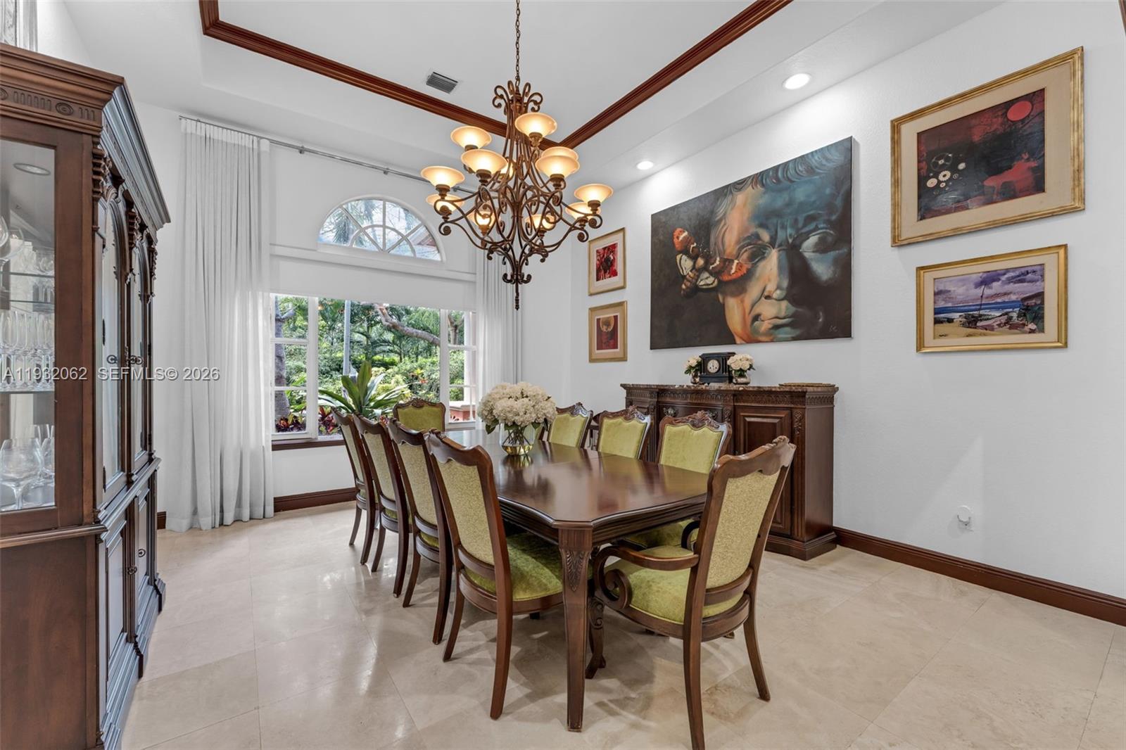 11825 S Mitchell Manor Cir