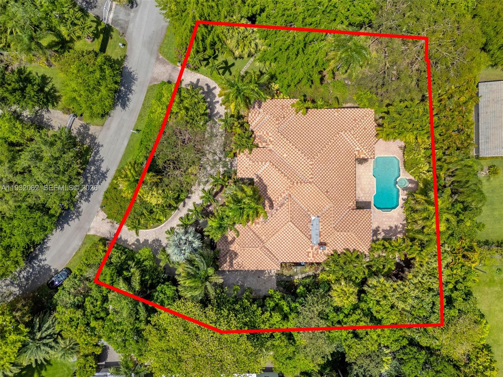 11825 S Mitchell Manor Cir
