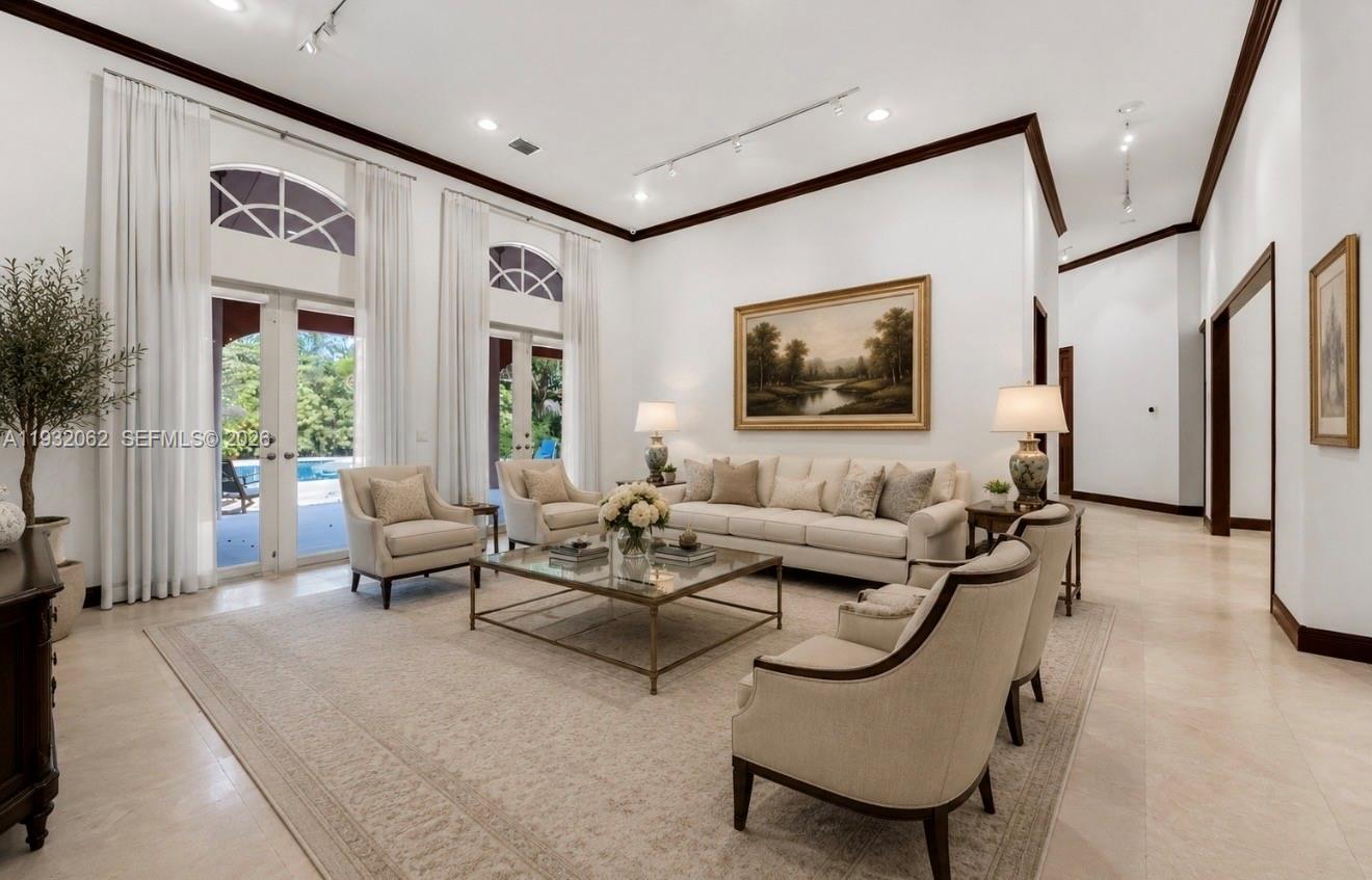 11825 S Mitchell Manor Cir