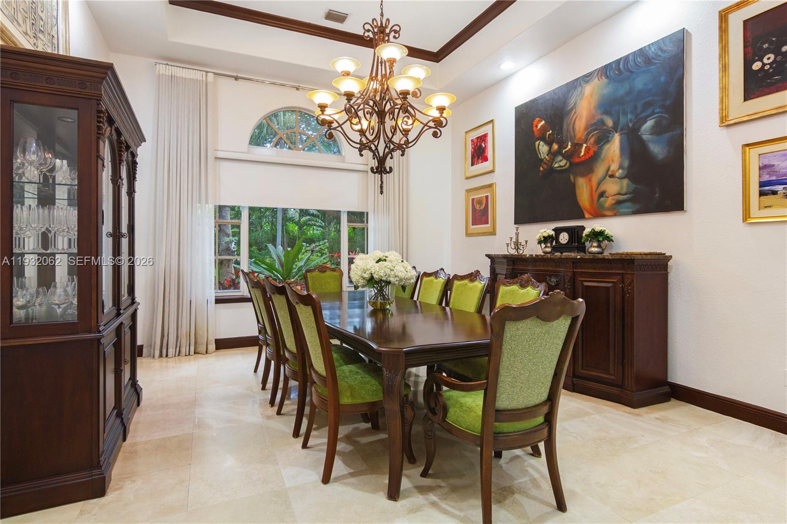 11825 S Mitchell Manor Cir