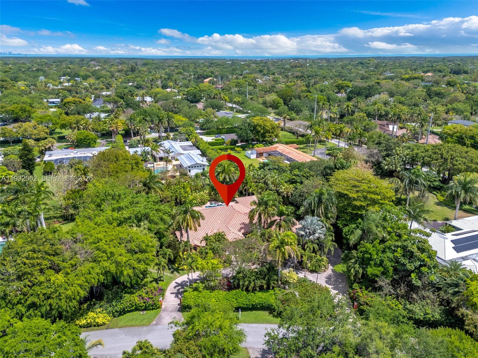 11825 S Mitchell Manor Cir