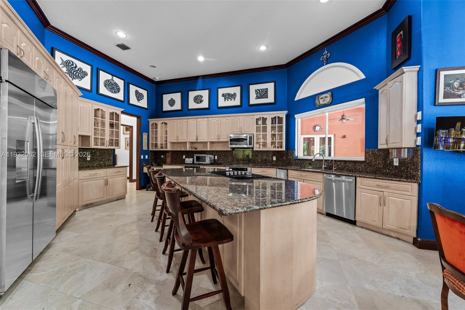11825 S Mitchell Manor Cir