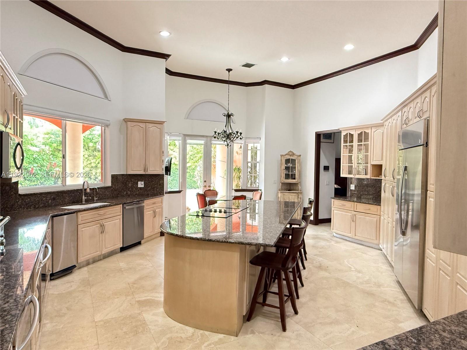 11825 S Mitchell Manor Cir