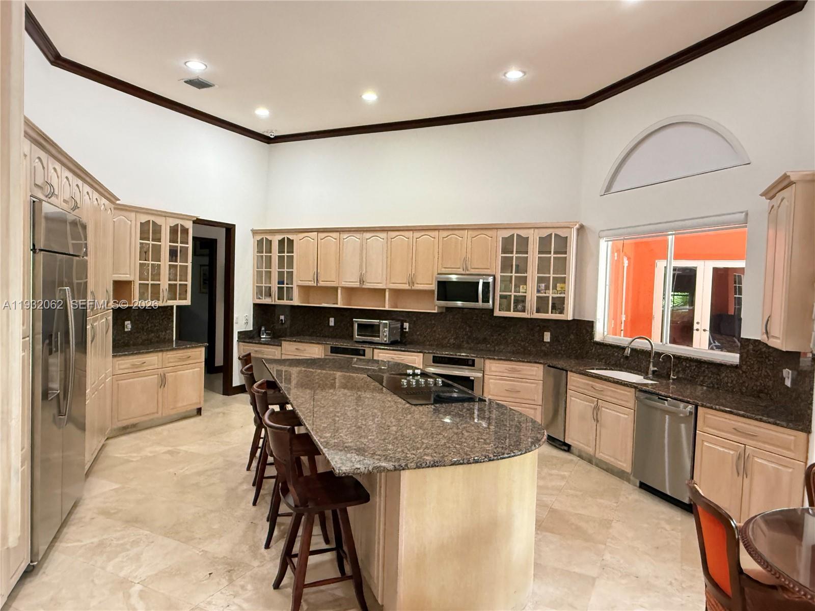 11825 S Mitchell Manor Cir