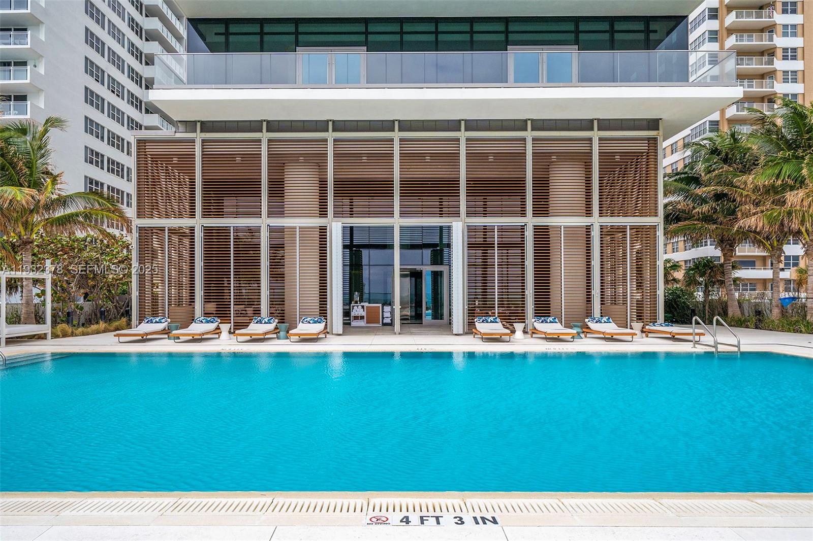 2000 S Ocean Dr # 18B