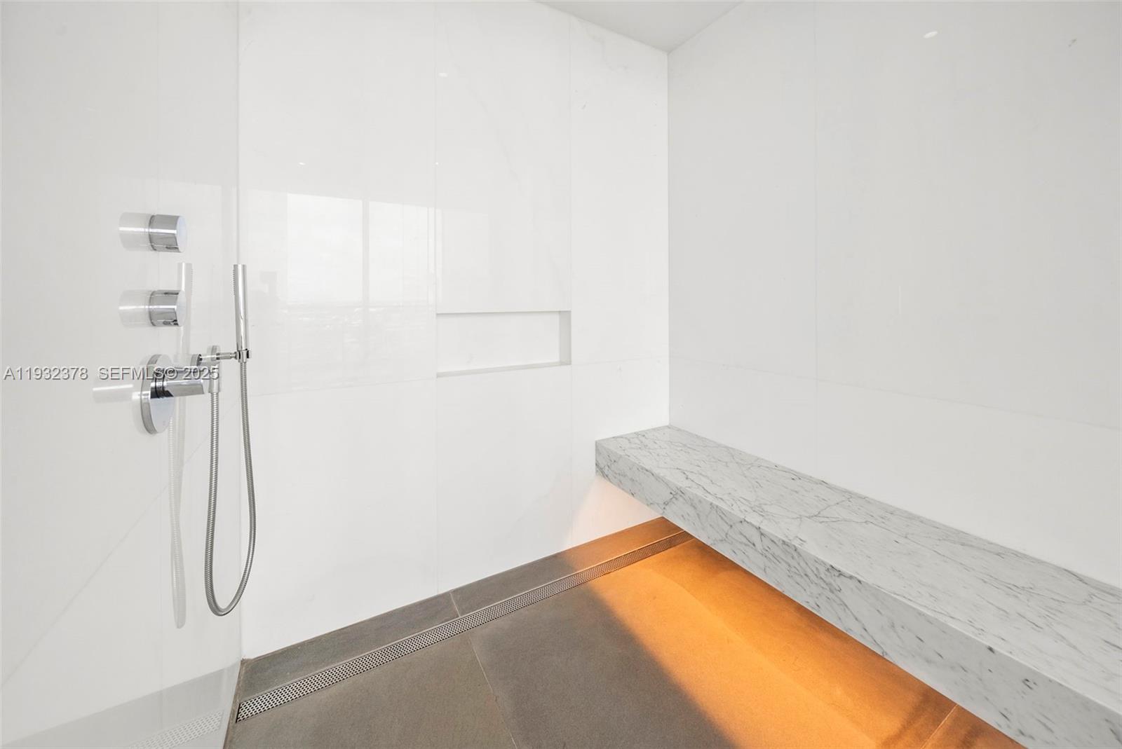 2000 S Ocean Dr # 18B