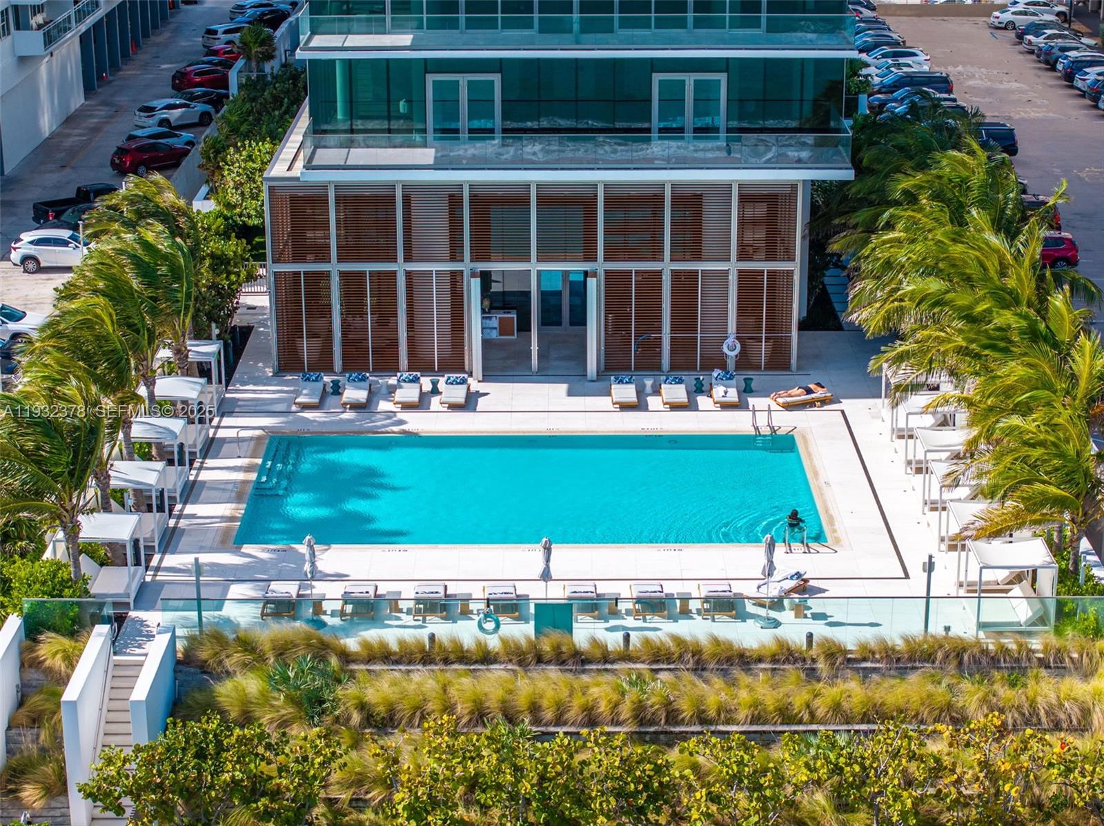 2000 S Ocean Dr # 18B