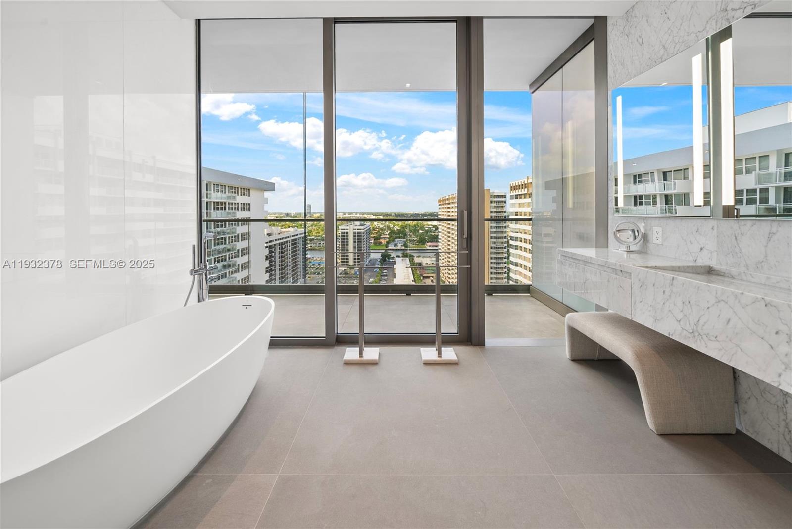 2000 S Ocean Dr # 18B