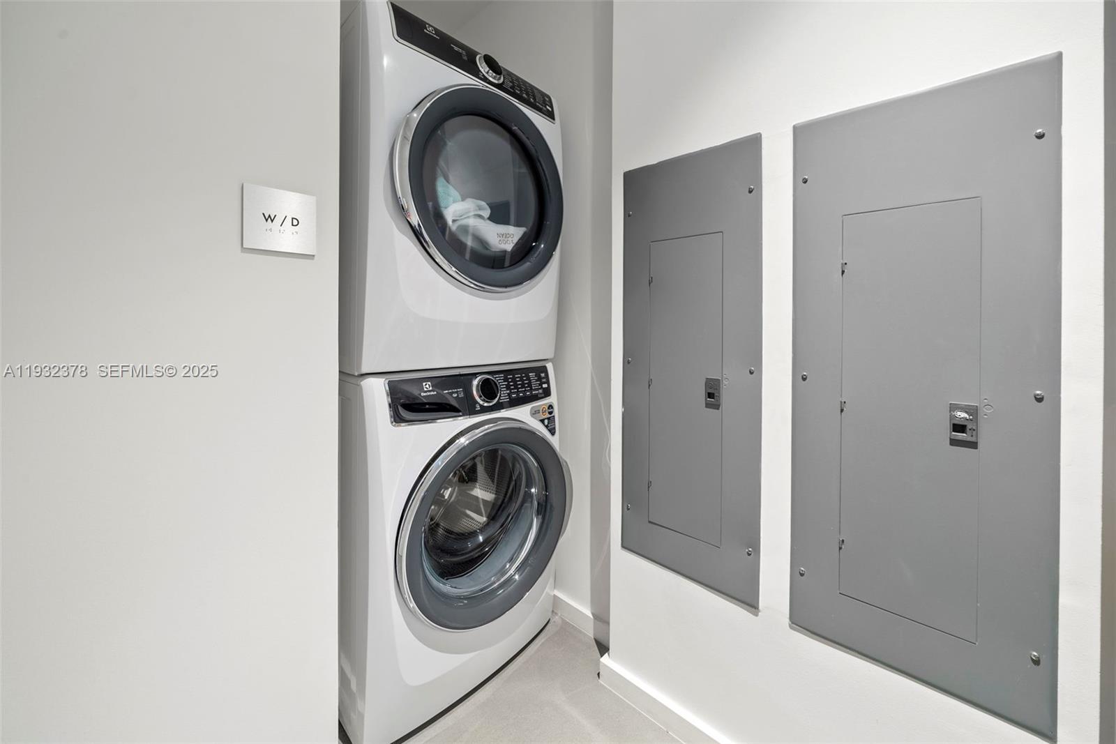 2000 S Ocean Dr # 18B