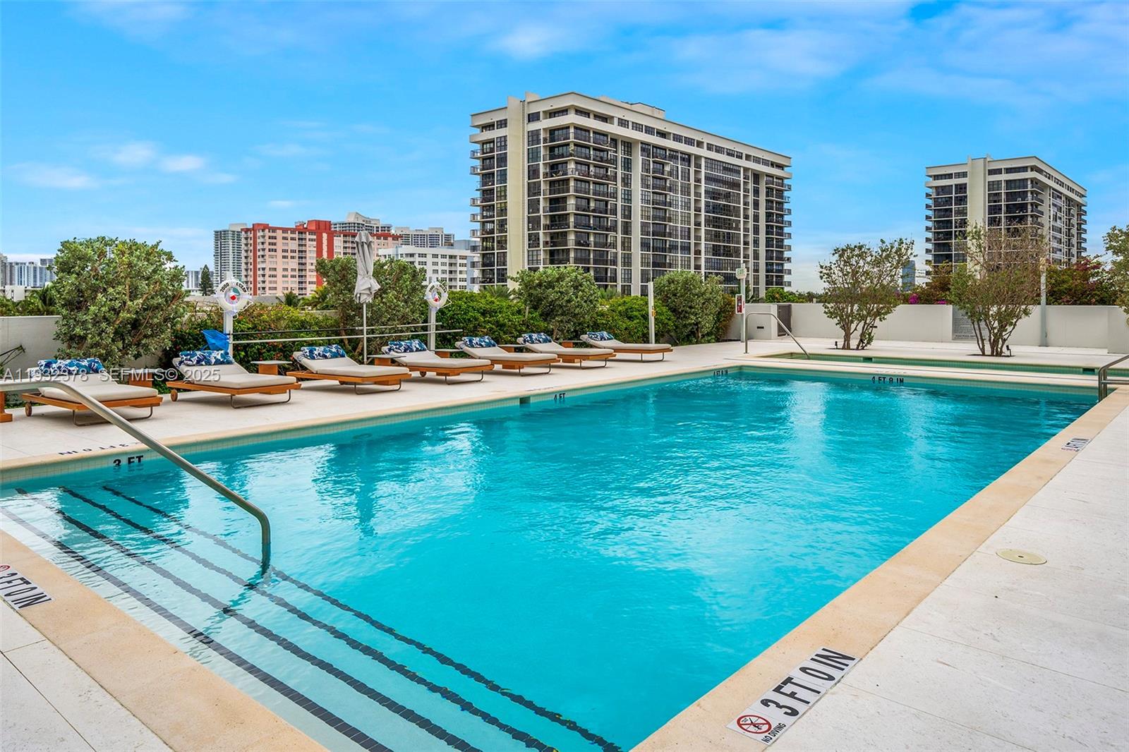 2000 S Ocean Dr # 18B