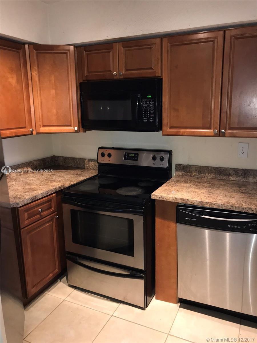 8205 SW 152nd Ave # 202 Unit: F-202