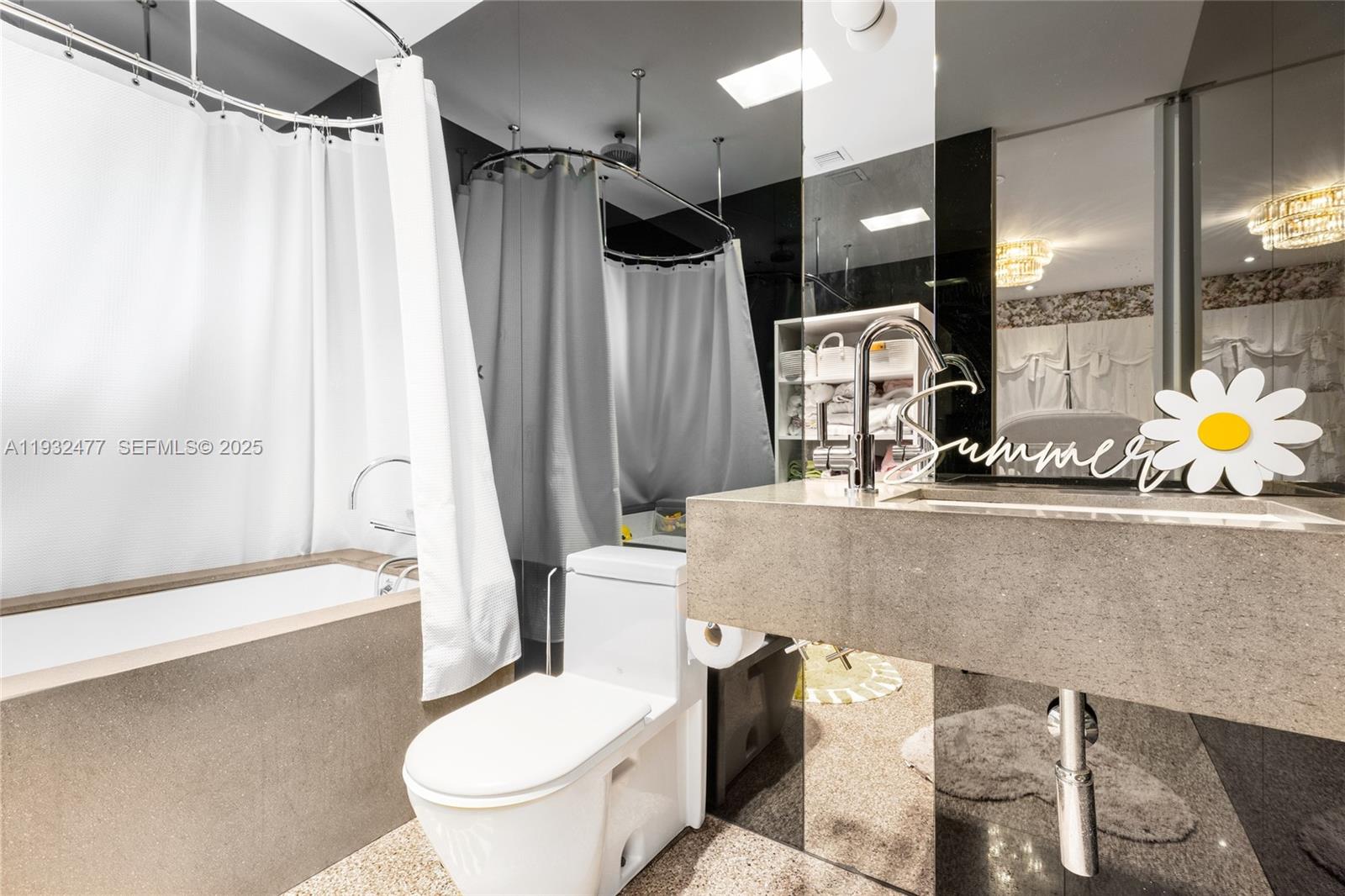 6420 Pinetree Drive Cir