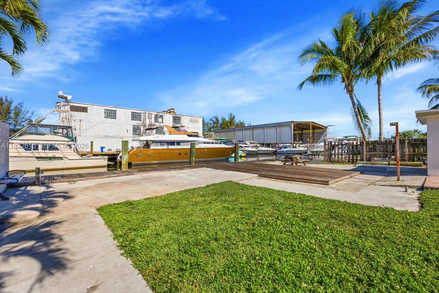 3551 NW 20th St