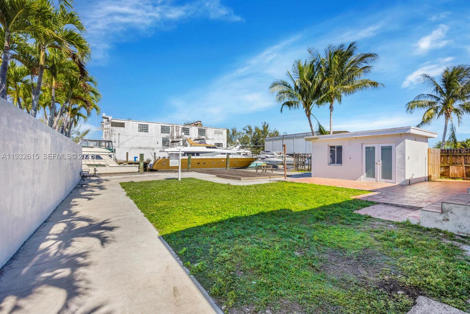 3551 NW 20th St