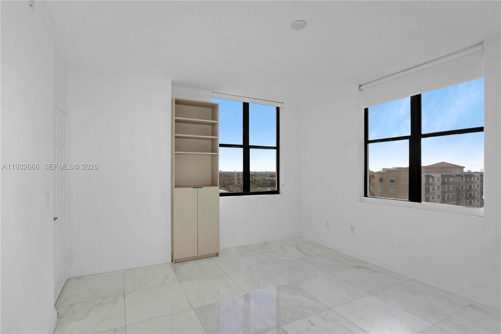 888 S Douglas Rd # 1203