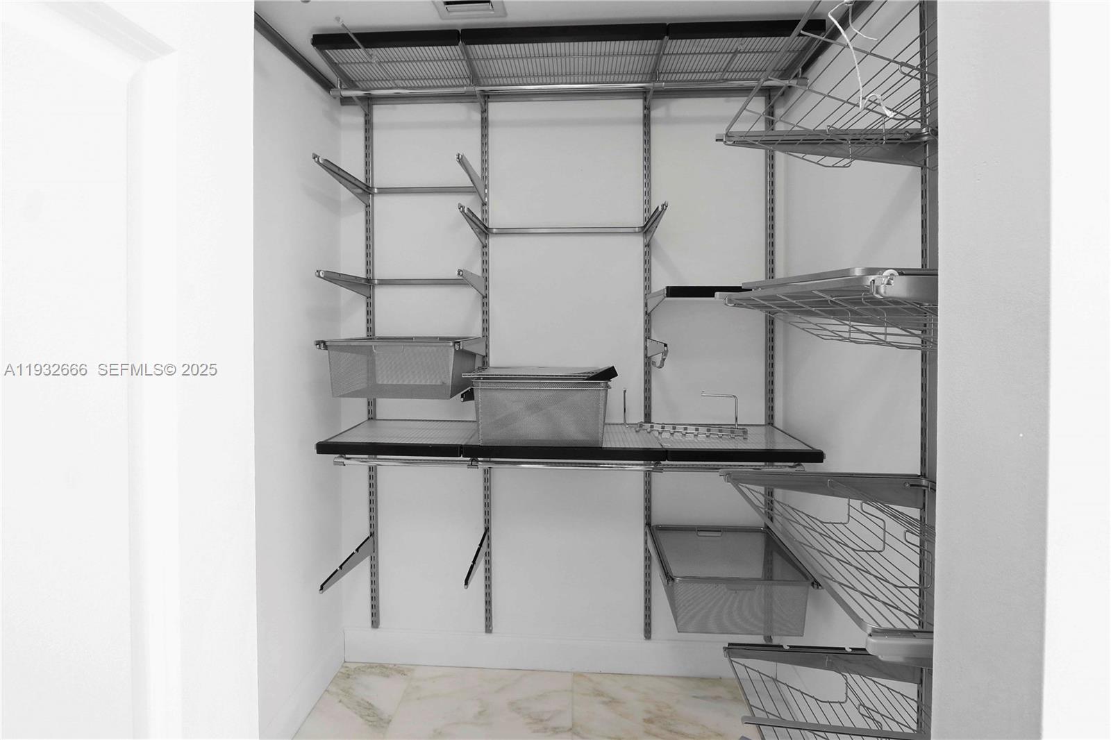 888 S Douglas Rd # 1203