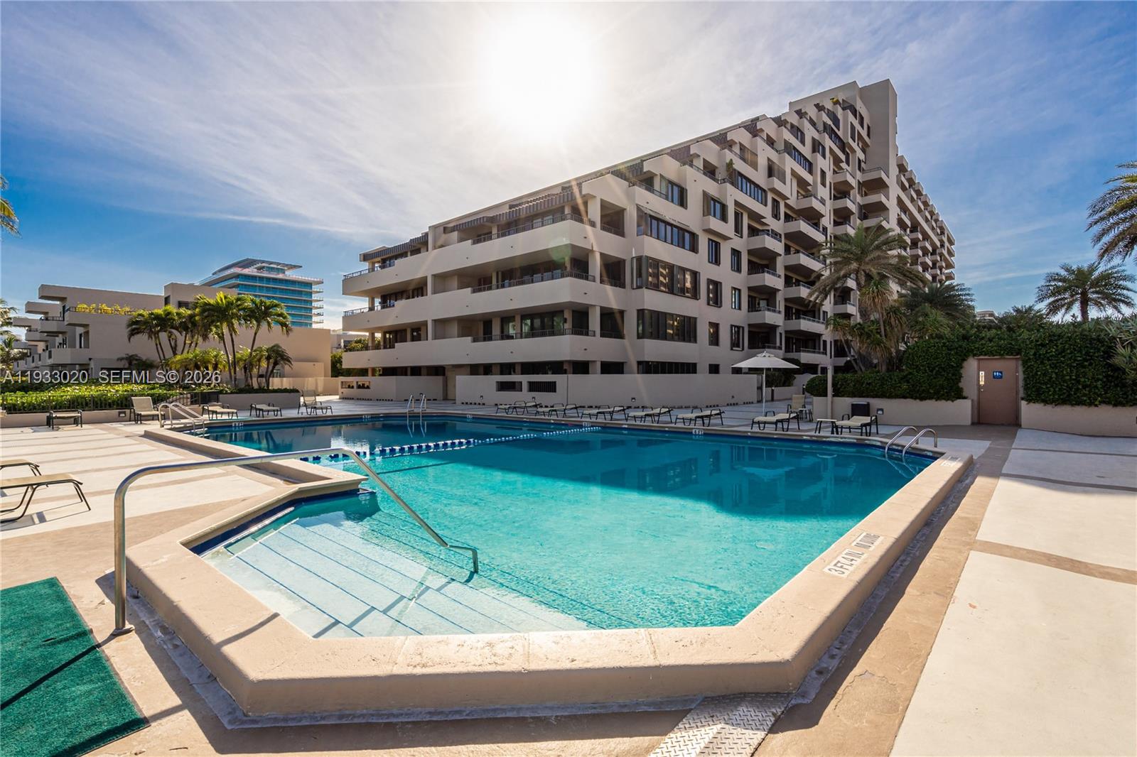 201 CRANDON BL # 604