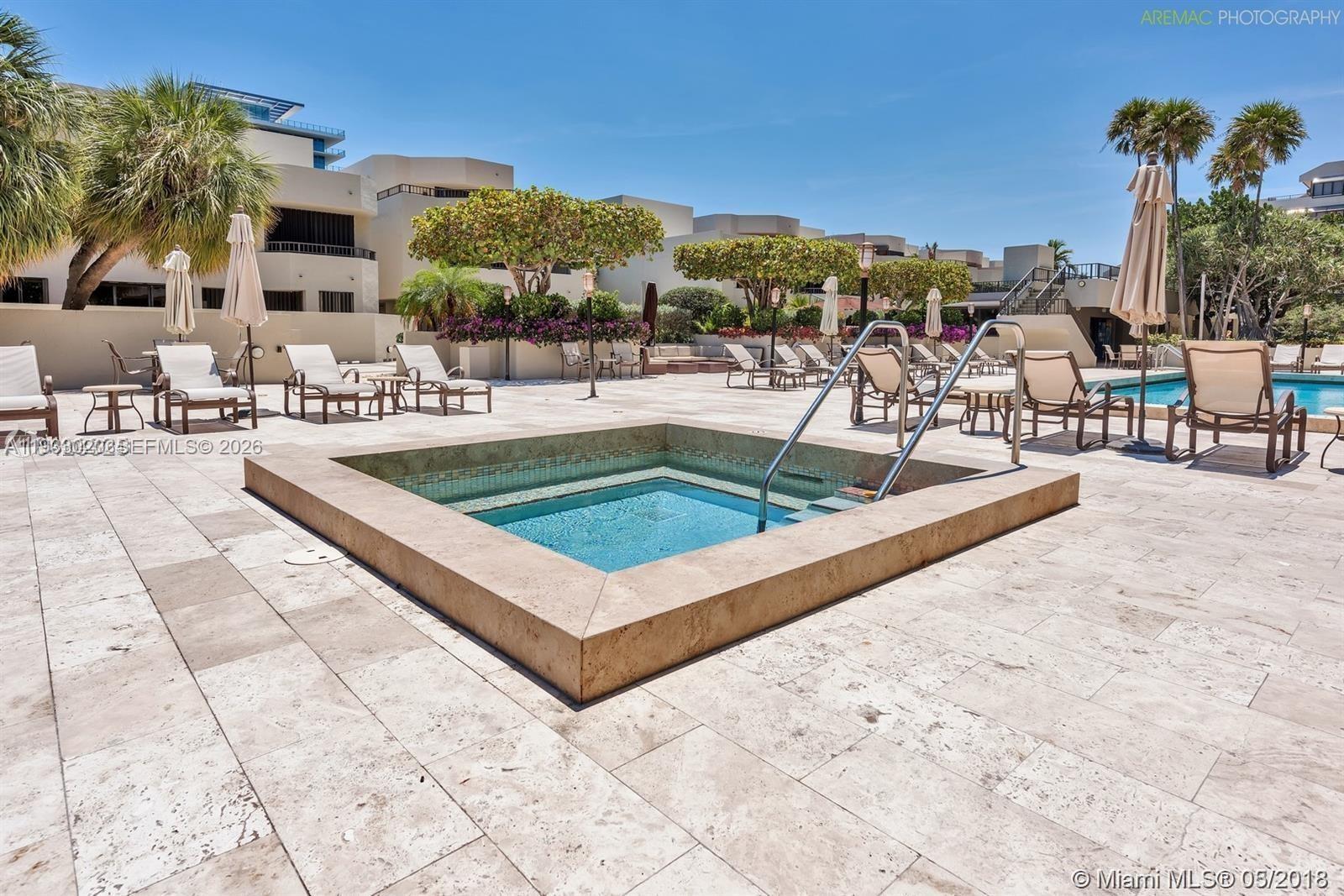 201 CRANDON BL # 604