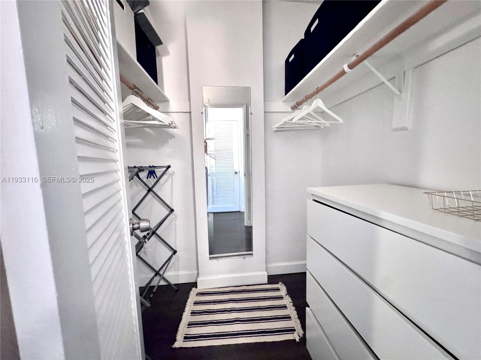 19390 Collins Ave # 422