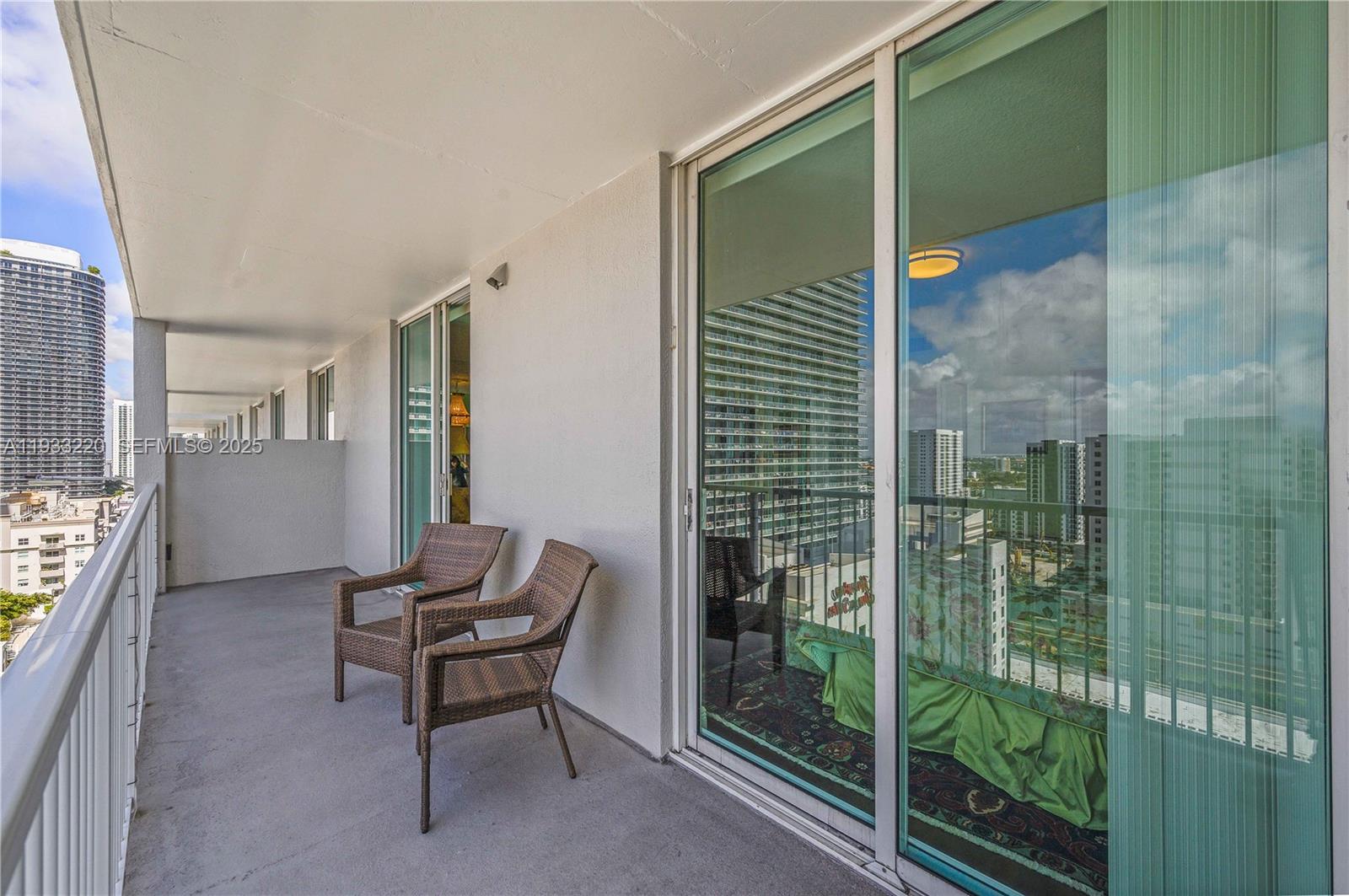 1250 S Miami Ave Unit: 1907