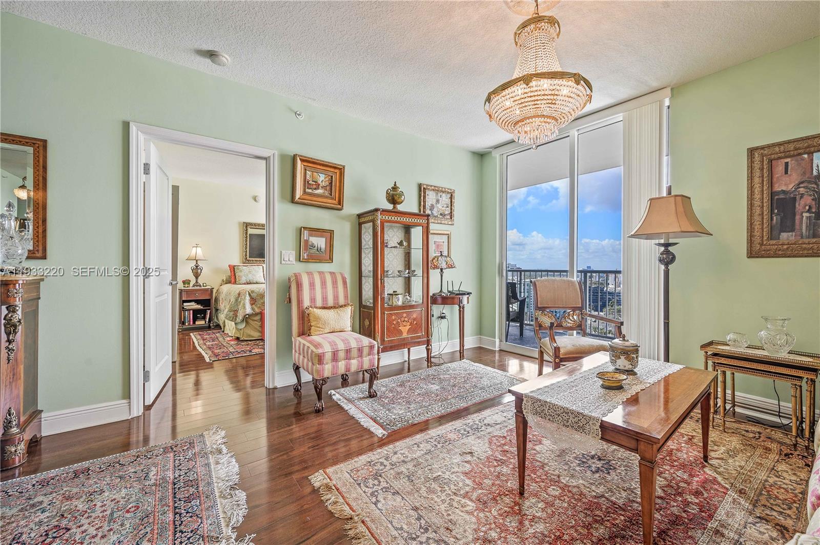 1250 S Miami Ave Unit: 1907