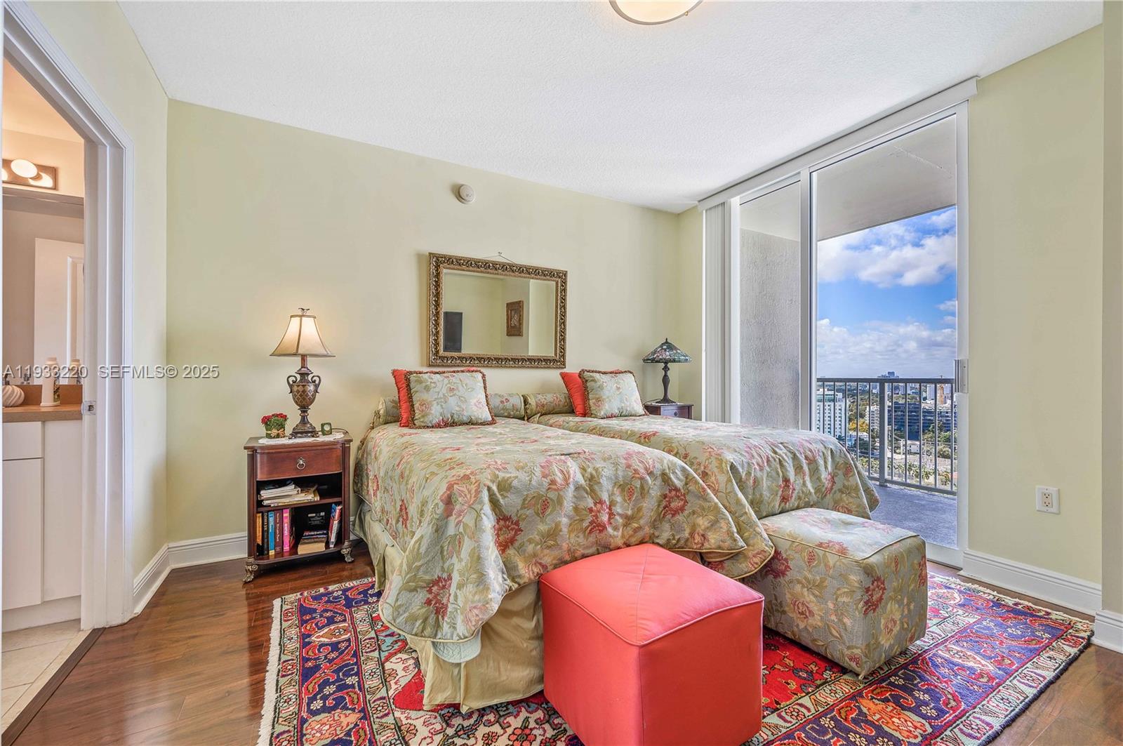 1250 S Miami Ave Unit: 1907