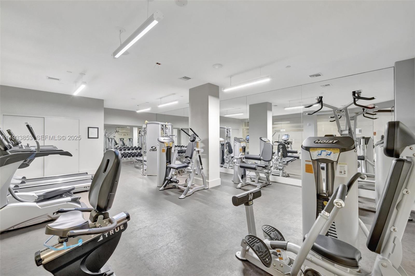 4000 Island Blvd # 1507