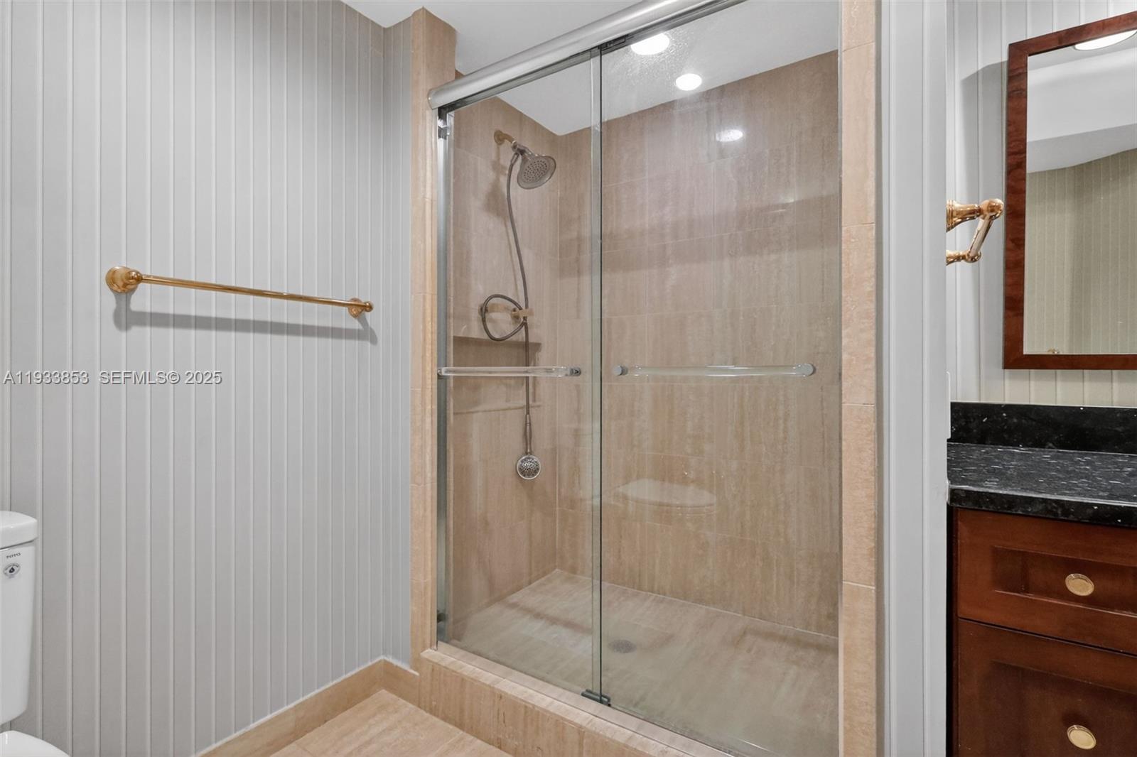 4000 Island Blvd # 1507