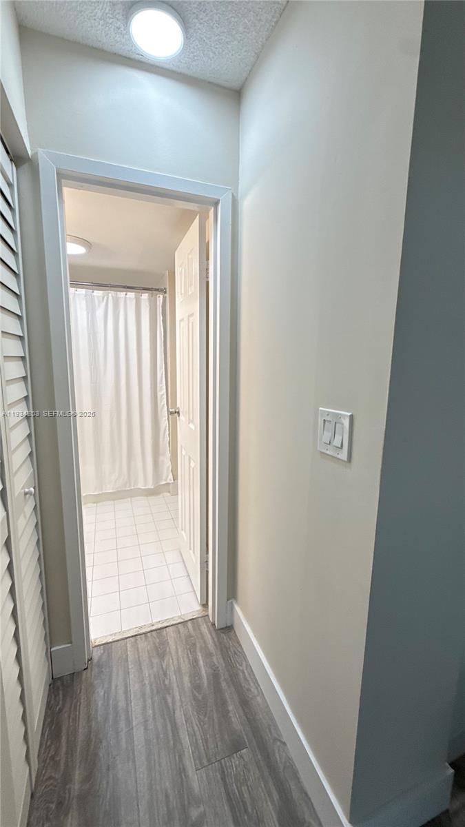 2935 NE 163rd St # 3P