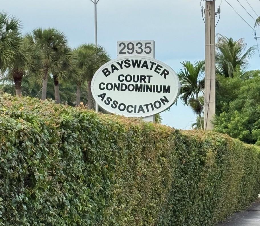 2935 NE 163rd St # 3P