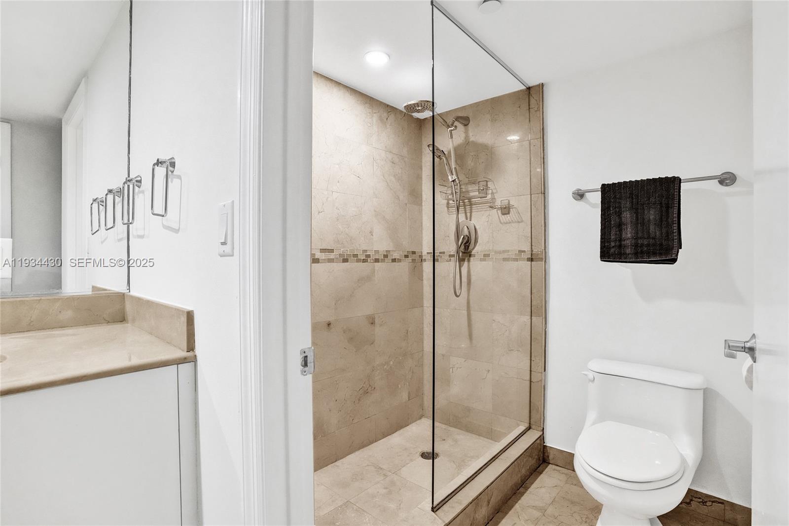 6917 Collins Ave # 503