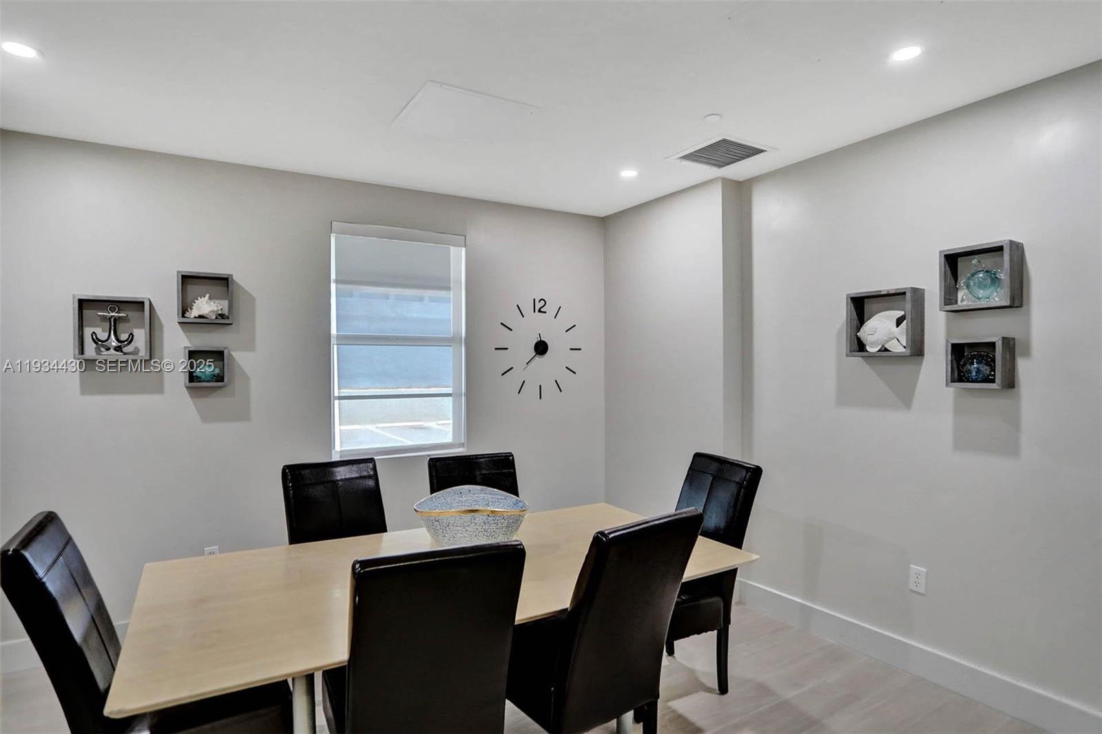 6917 Collins Ave # 503