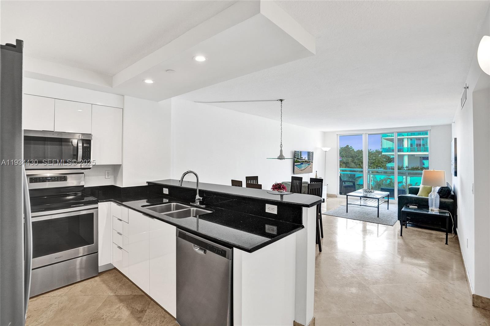 6917 Collins Ave # 503